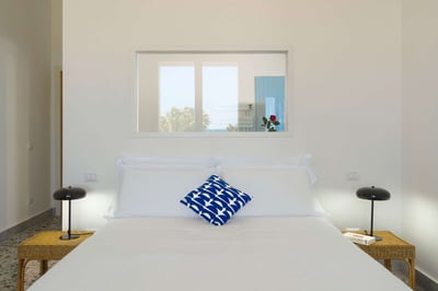 Luxury Villa Photo #28