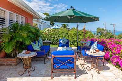 Luxury Villa Photo #9