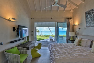 Luxury Villa Photo #45