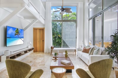 Luxury Villa Photo #18
