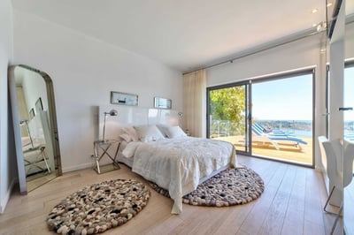 Luxury Villa Photo #27