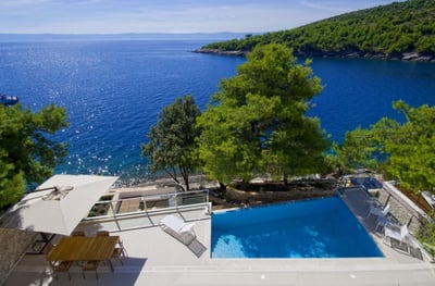 Luxury Villa Photo #7