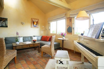 Luxury Villa Photo #8