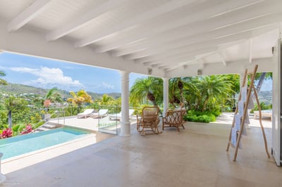 Luxury Villa Photo #6