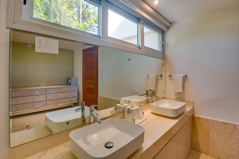 Hacienda C1 | Sol Invictus