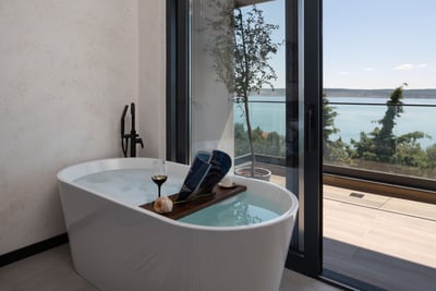 Luxury Villa Photo #46
