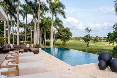 Luxury Villa Photo #7