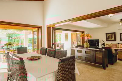 Luxury Villa Photo #11