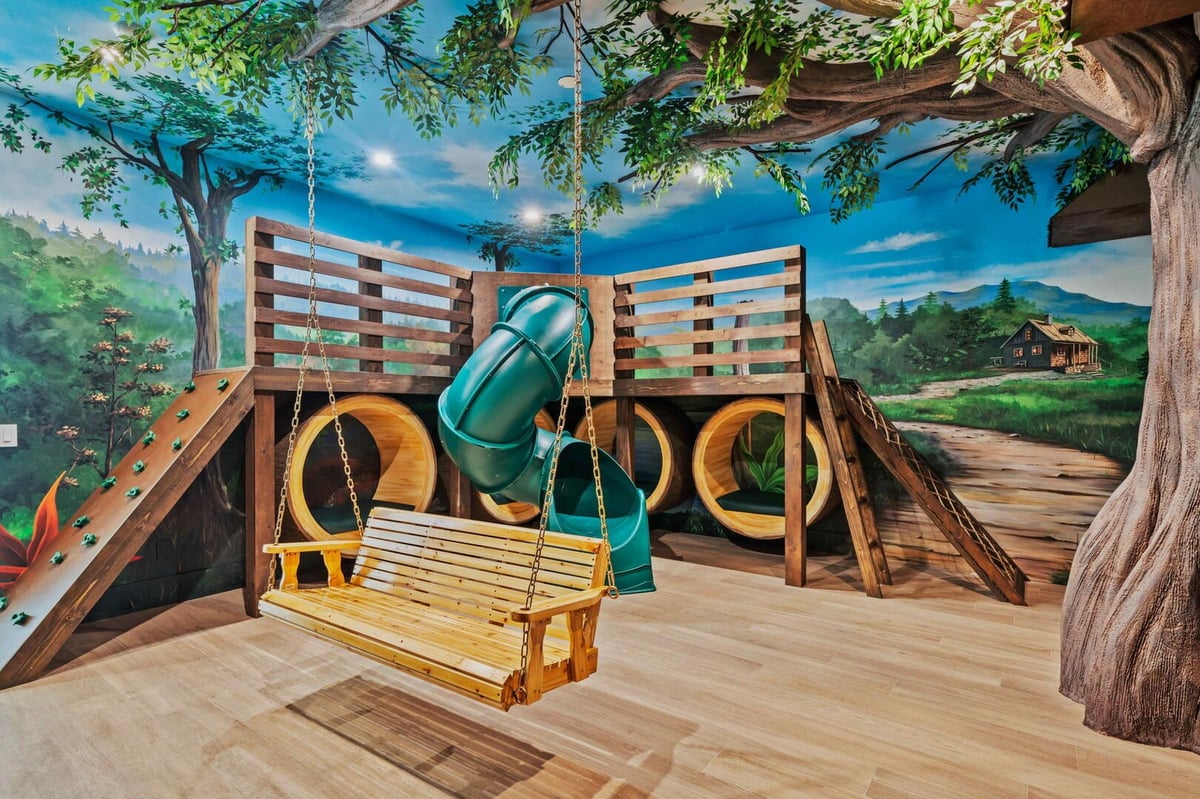 Reunion Royale Retreat