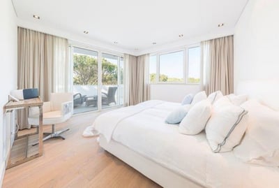 Luxury Villa Photo #20