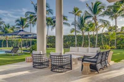Luxury Villa Photo #18