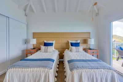Luxury Villa Photo #29