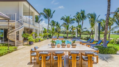 Luxury Villa Photo #10