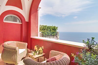 Luxury Villa Photo #9