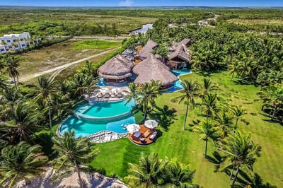 Luxury Villa Photo #5