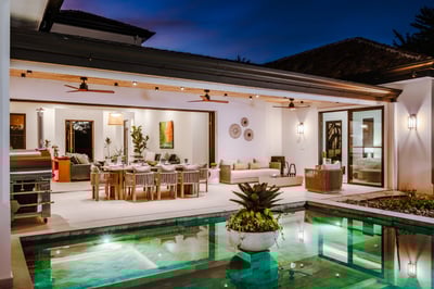 Villa Rosato at night!