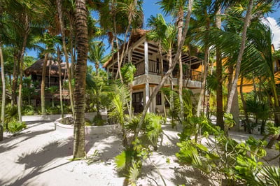 Luxury Villa Photo #3