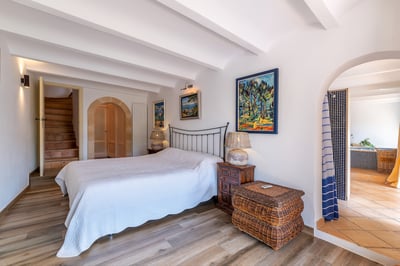 Luxury Villa Photo #21