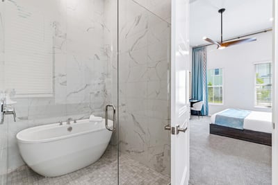 Luxury Villa Photo #30