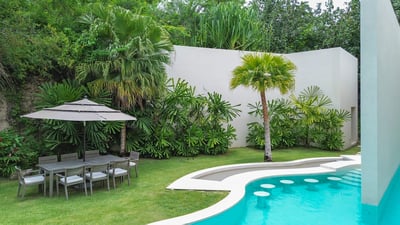 Luxury Villa Photo #8
