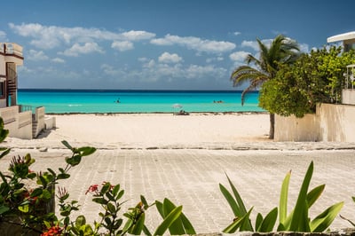 Luxury Villa Photo #27