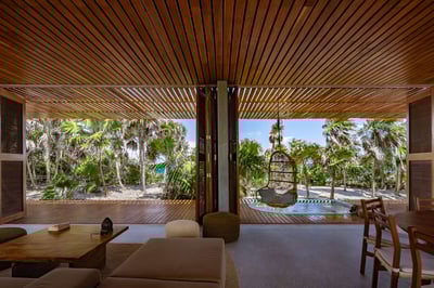 Luxury Villa Photo #12