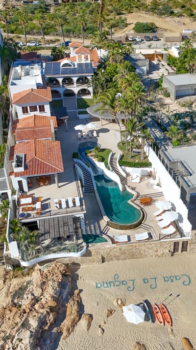 Luxury Villa Photo #2