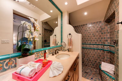 Luxury Villa Photo #34