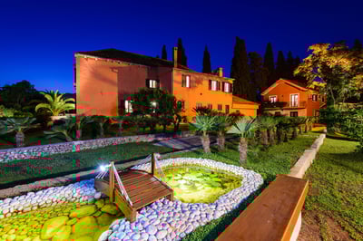 Luxury Villa Photo #14