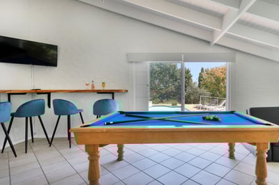 Luxury Villa Photo #27