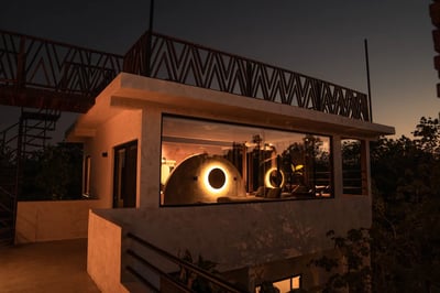 Luxury Villa Photo #6