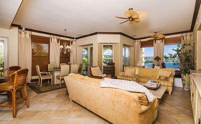 Luxury Villa Photo #5
