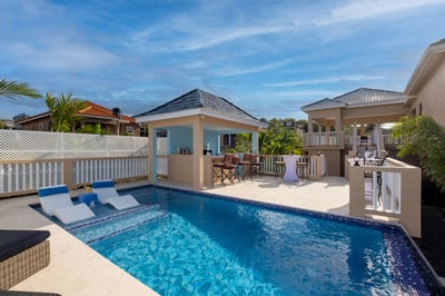 Luxury Villa Photo #2
