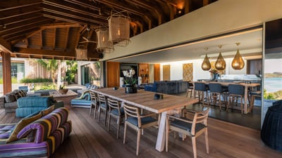Luxury Villa Photo #28