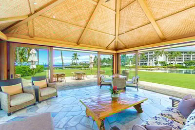 Luxury Villa Photo #35