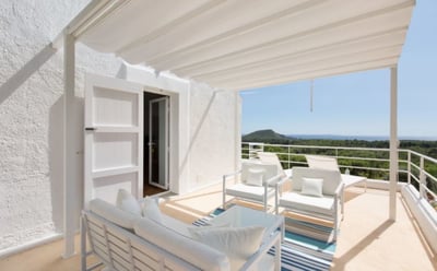 Luxury Villa Photo #12