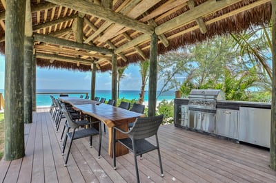 Luxury Villa Photo #13