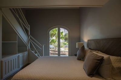 Luxury Villa Photo #31
