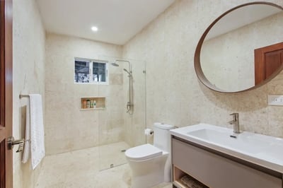 Luxury Villa Photo #31