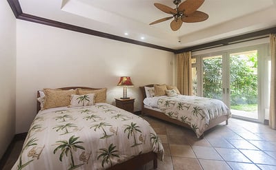 Luxury Villa Photo #16