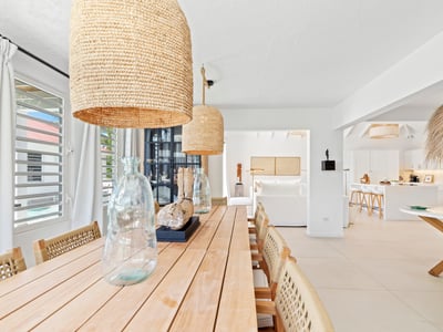 Luxury Villa Photo #22