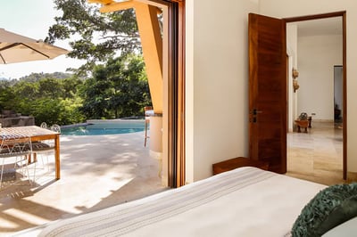 Luxury Villa Photo #14