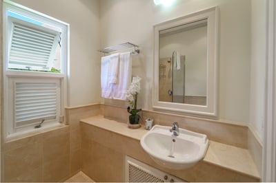 Luxury Villa Photo #22