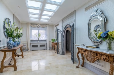 Luxury Villa Photo #57