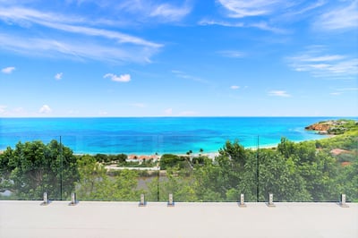 Luxury Villa Photo #11