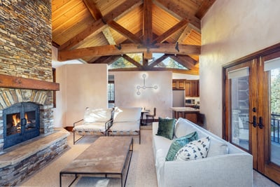 Luxury Villa Photo #38