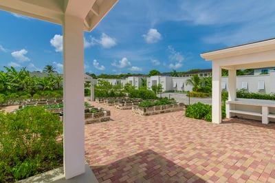 Luxury Villa Photo #4