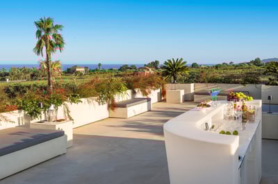 Luxury Villa Photo #20