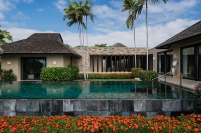 Luxury Villa Photo #5