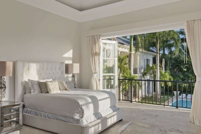 Luxury Villa Photo #37